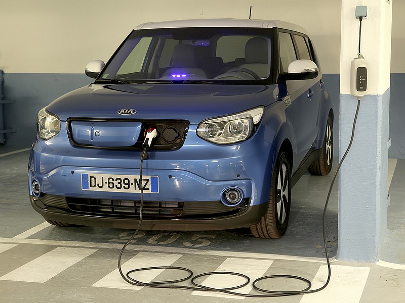 Elektromobily mohou obcím ušetřit peníze